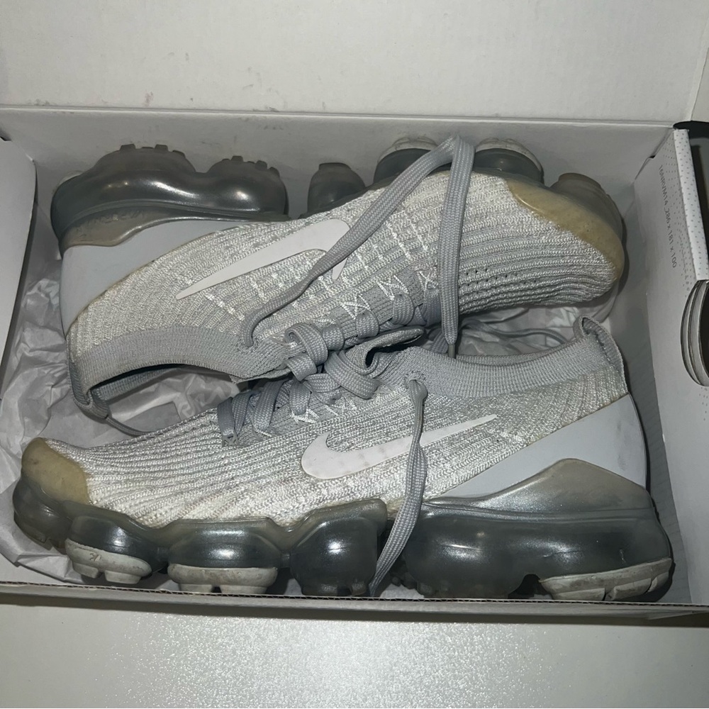 Nike Air Vapor Max. Size 7